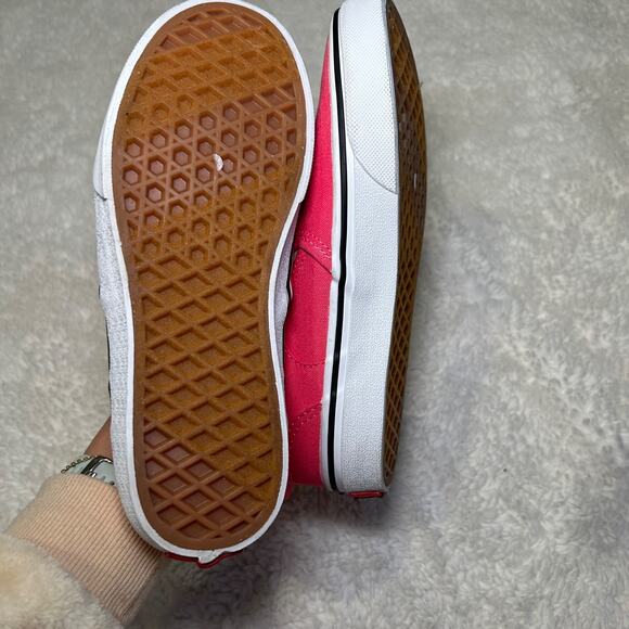 Size 3 - VANS Girls Asher Low Slip On Pink Girly Preppy Skater Girl Casual - Picture 5 of 7